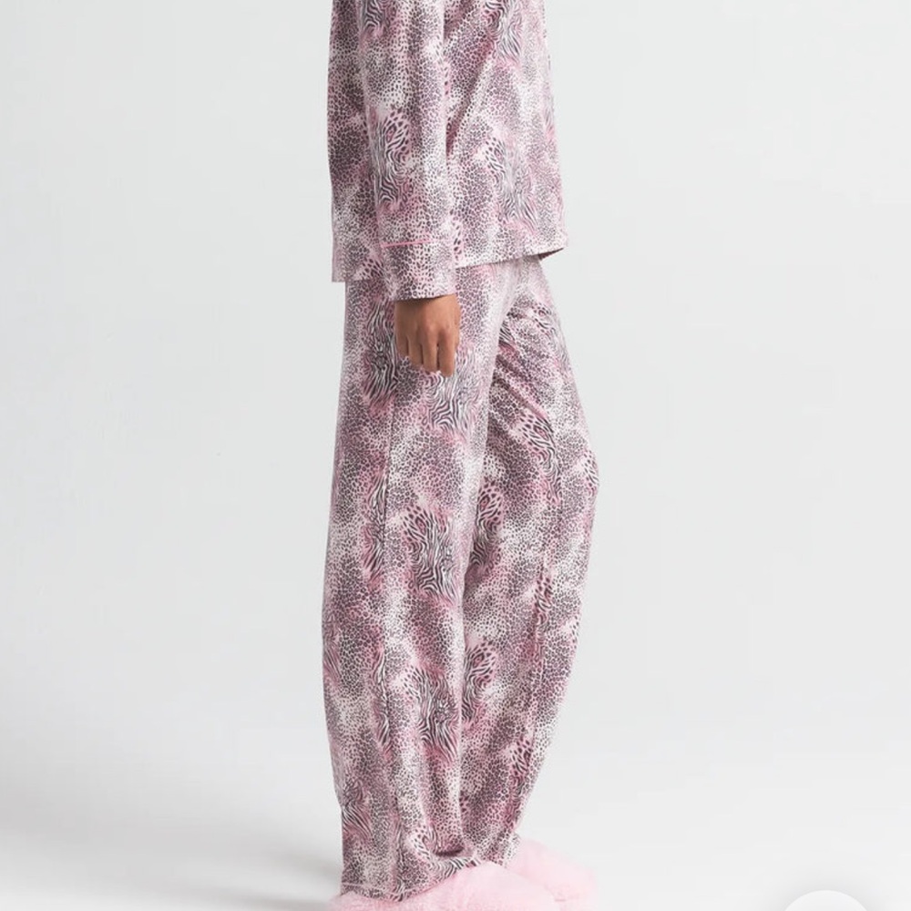 SKIMS Pink and Gray Animal Print Pajama Set